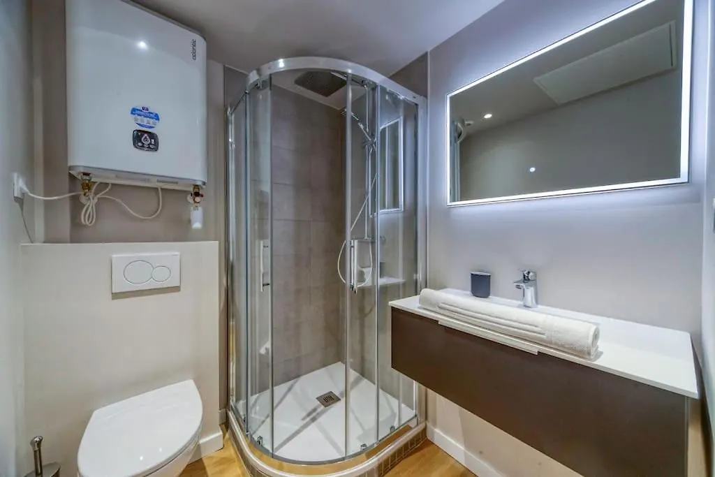 R'Apparts Le Luxury Num 7 Grenoble Apartment